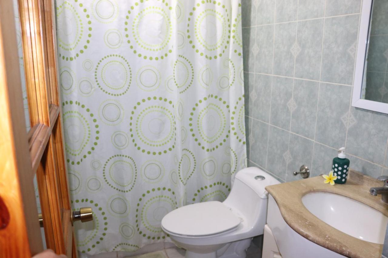 Hostal Avareipua Hanga Roa Eksteriør billede